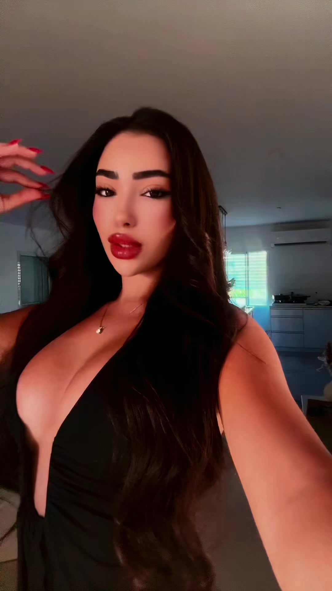 @shira akris