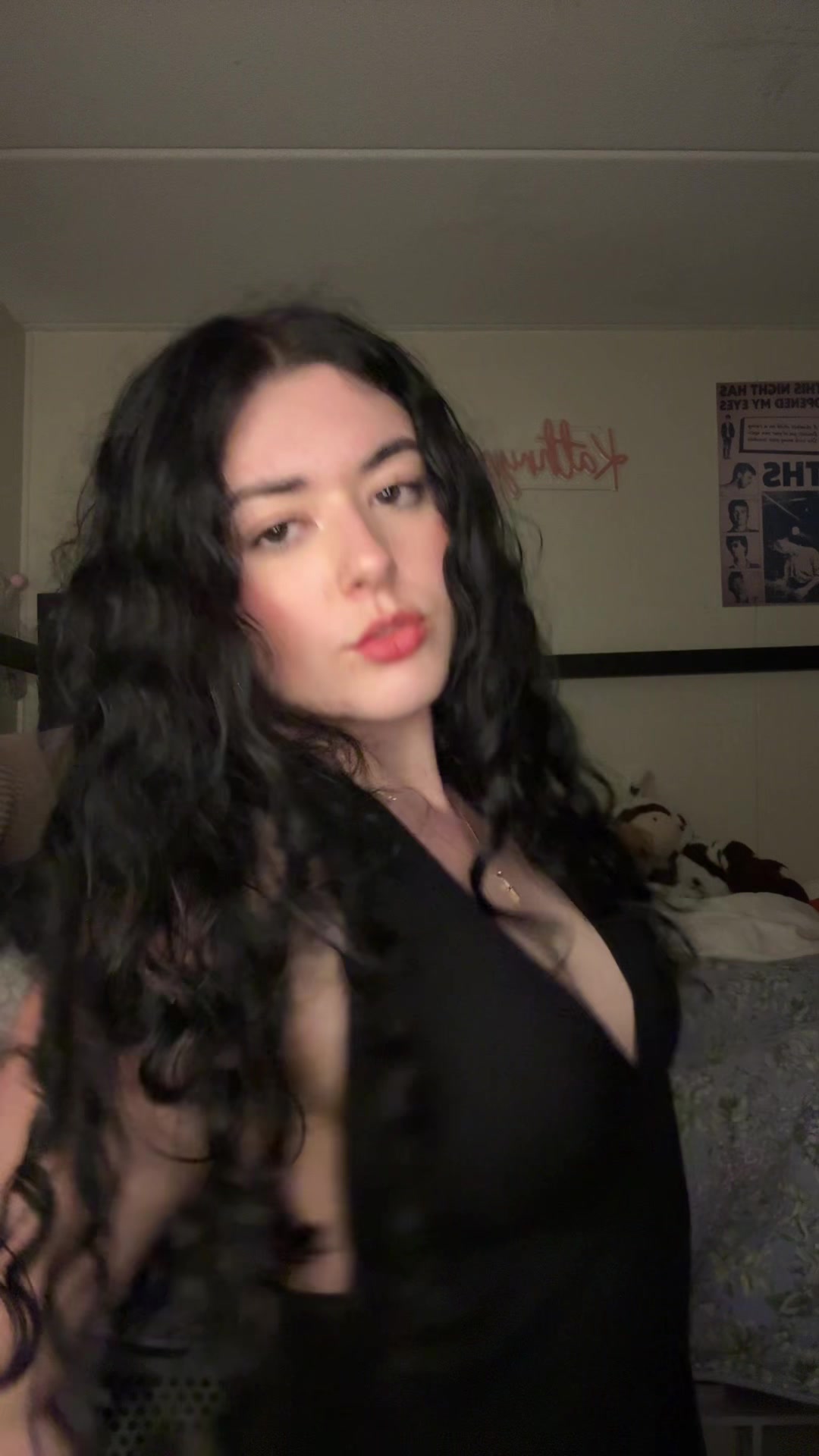 @Kat🥀