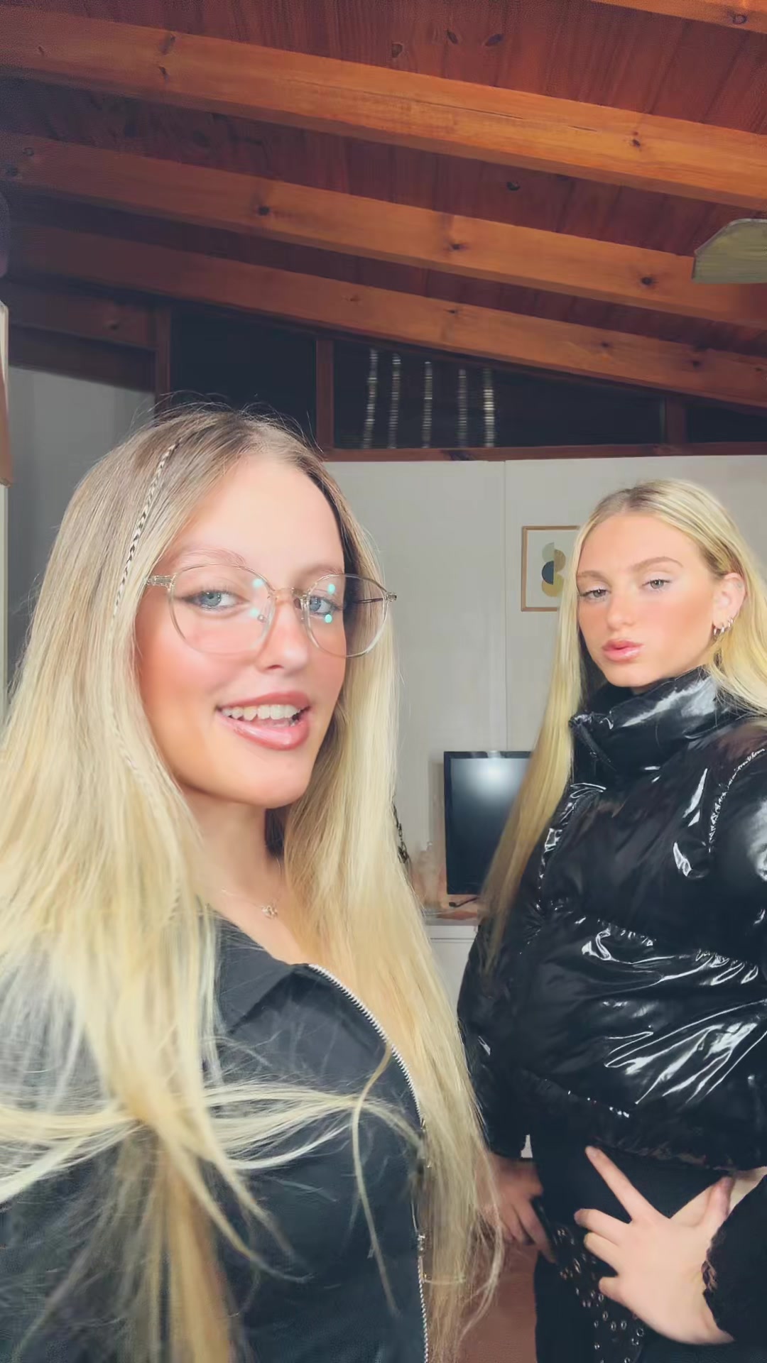 @MICAELA