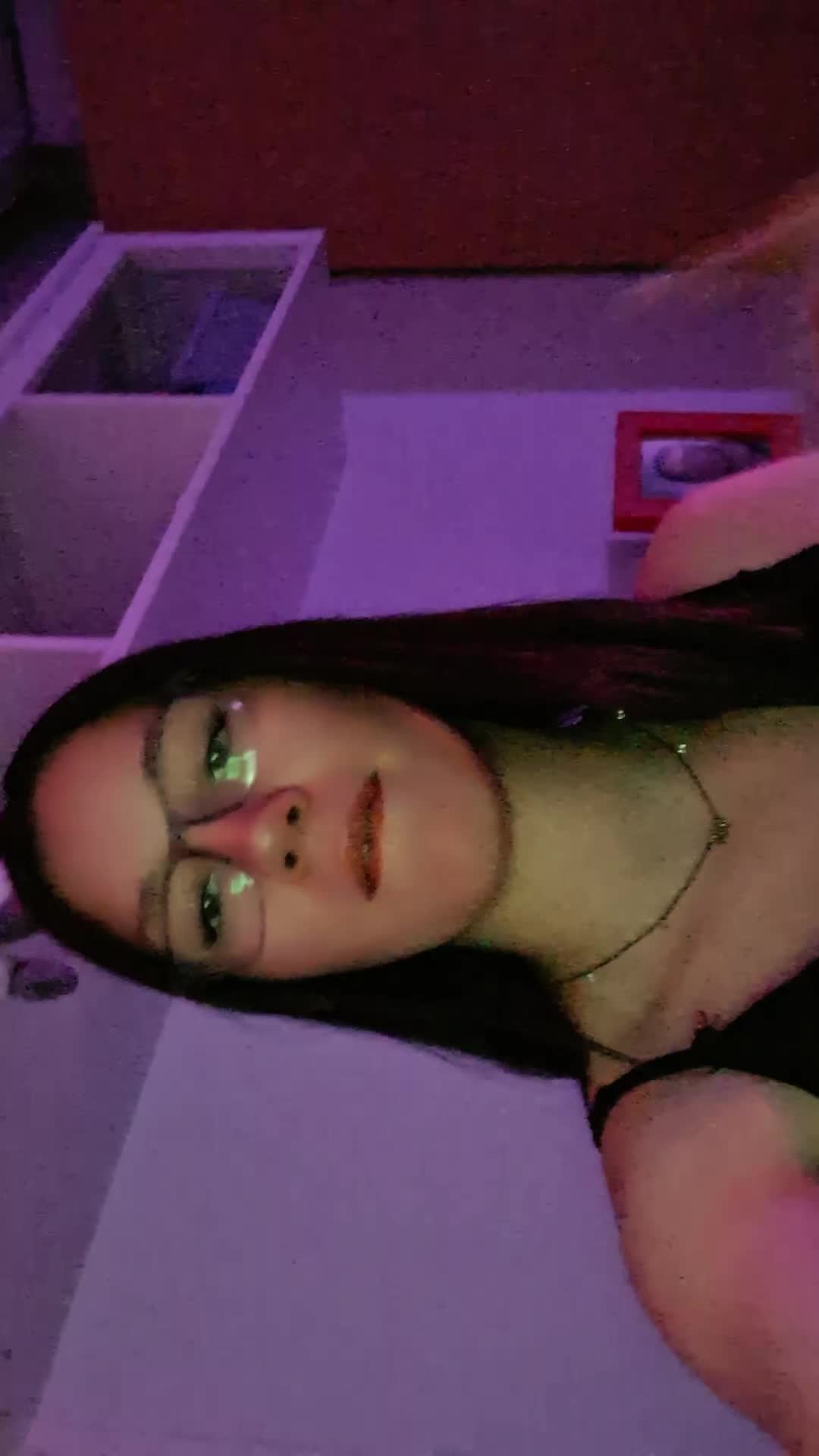 @y0urfavkimi_ brb