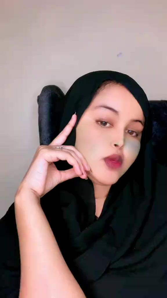 @Queen iftizam 🎀🥀