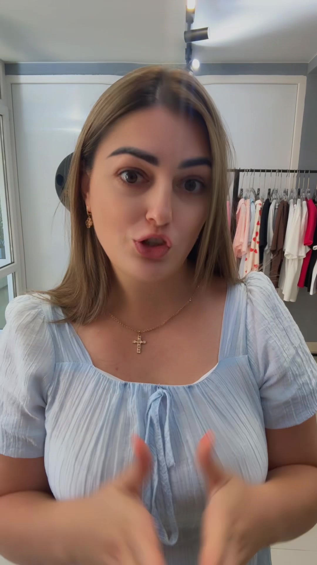 @Elena Novac