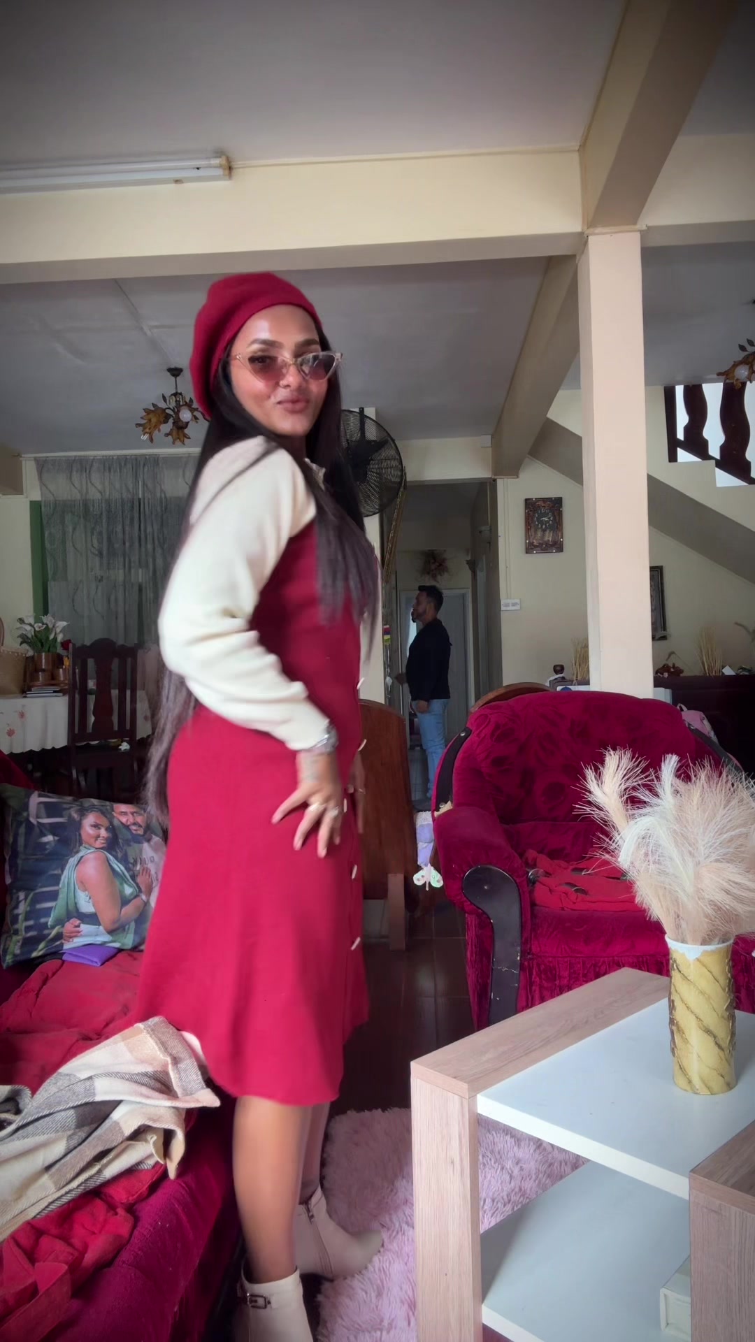 @ShivaneeAkbar20