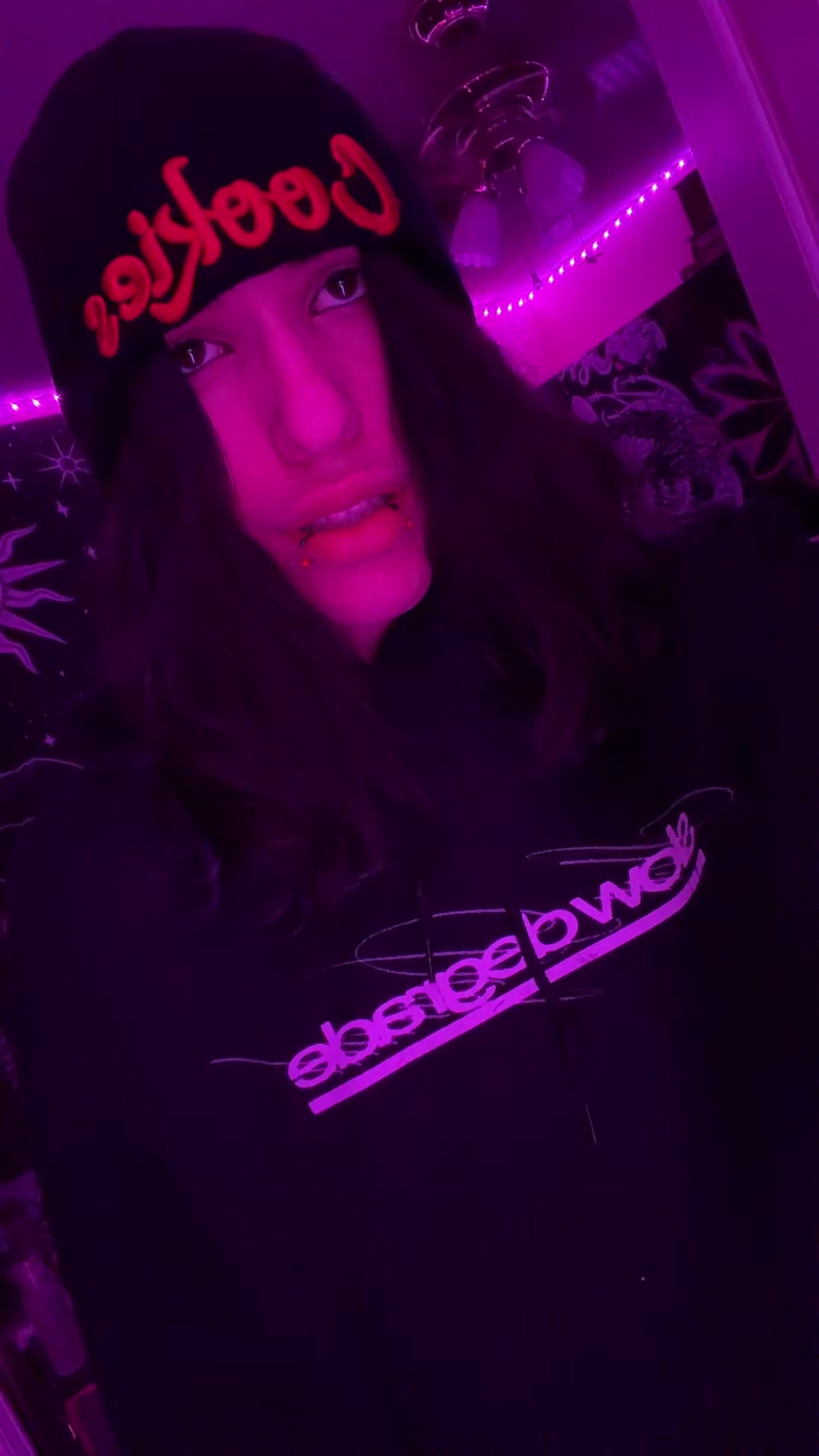 @𝔰𝔶