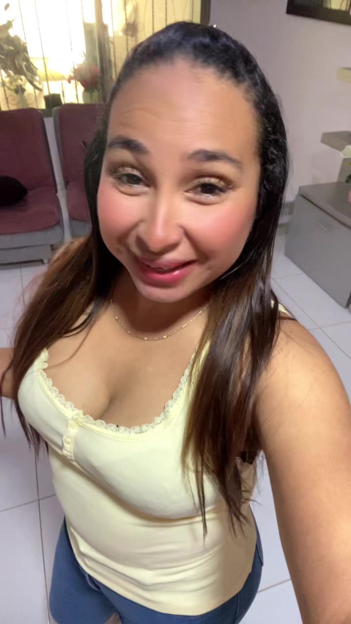 @𝒟𝐸𝐿𝐼𝒜 𝐵𝐸𝒞𝐸𝑅𝑅𝒜  💐?