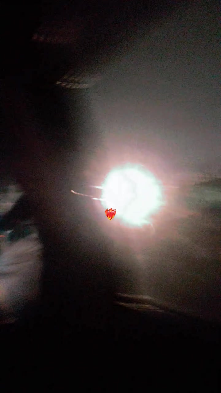 @シ︎☹︎🥰🇯 🇺 🇹 🇹