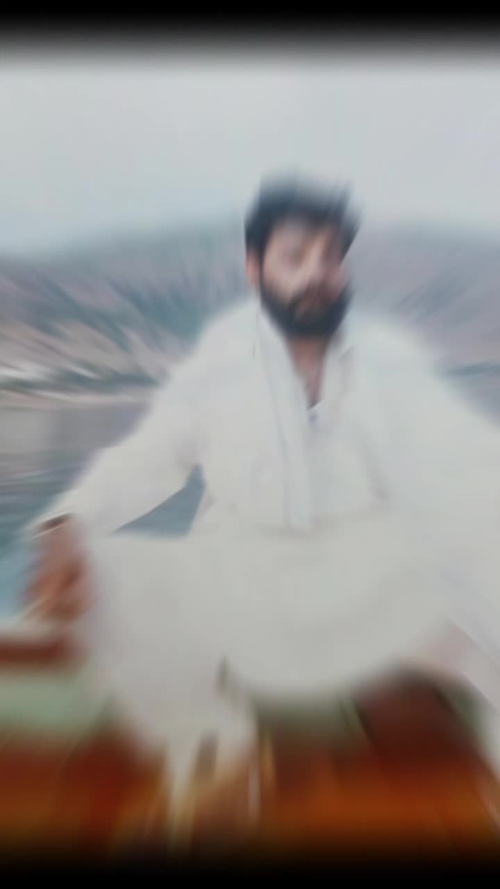 @🖤🖤 *سیاہ بخت یتیم*🖤🖤