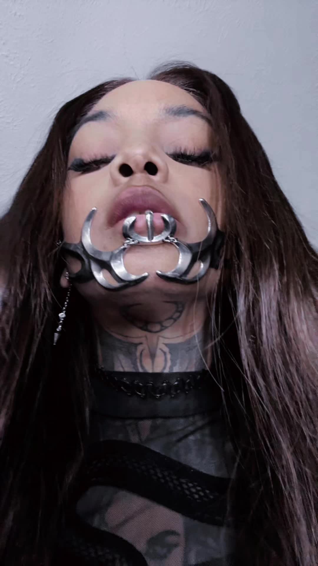 @Mariah Scary