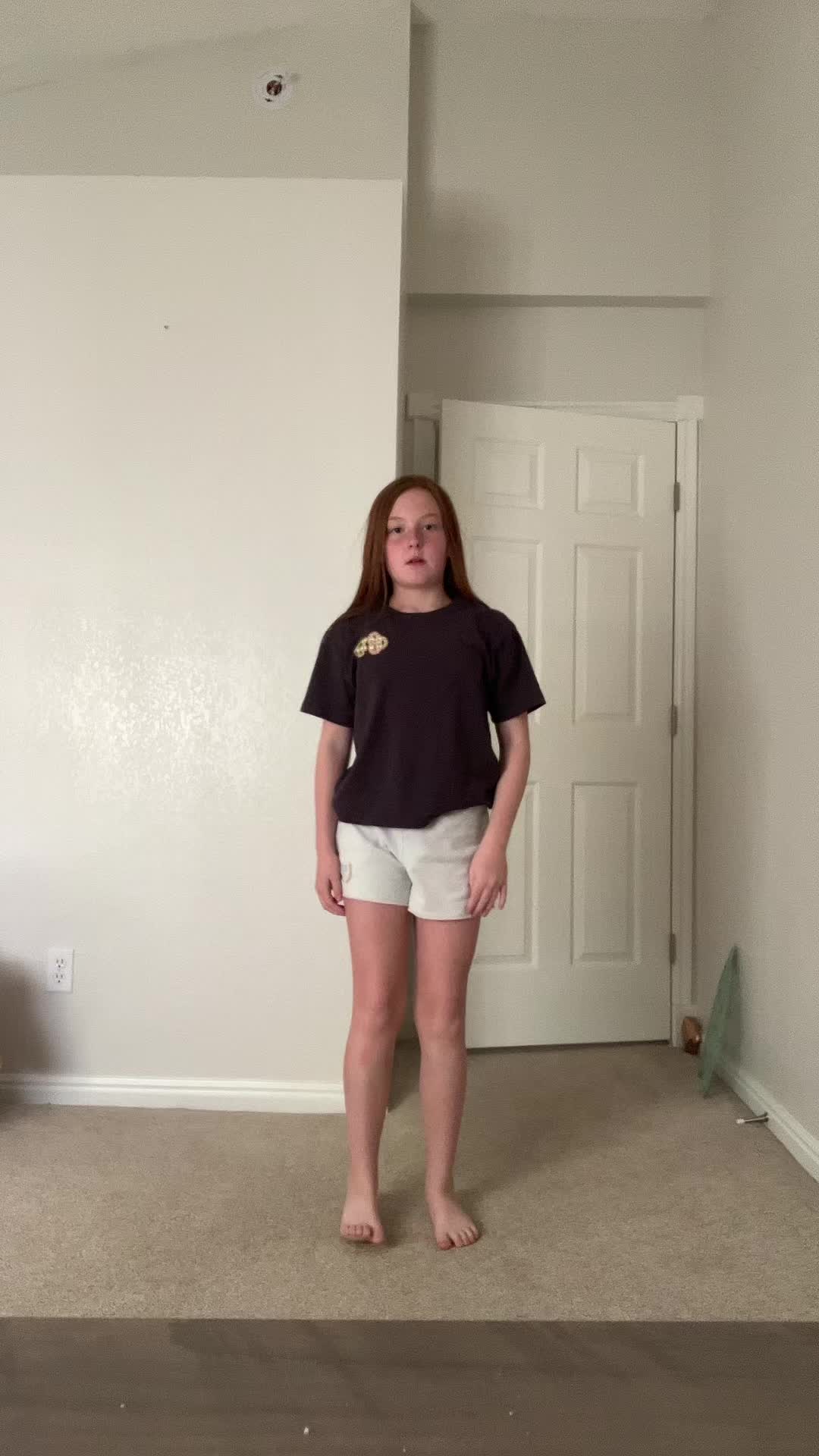 @🫵🏻