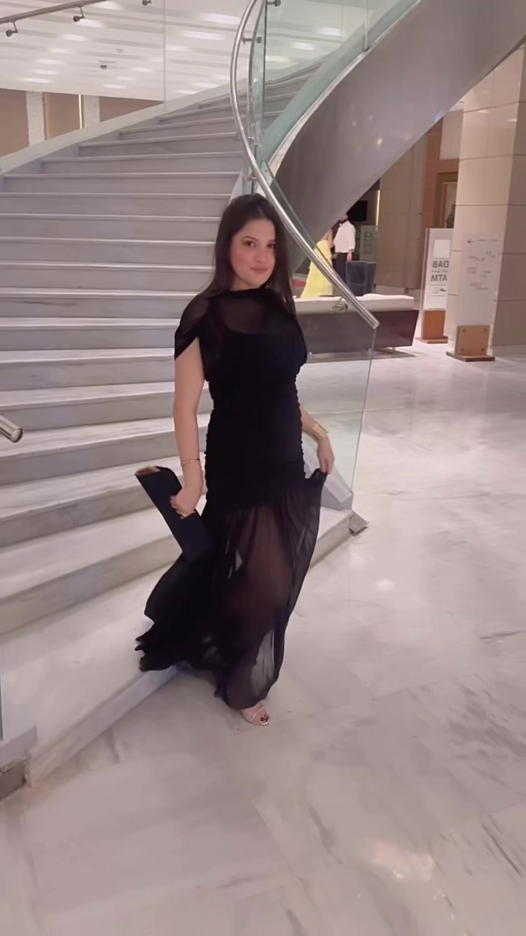 @Eya Rafai