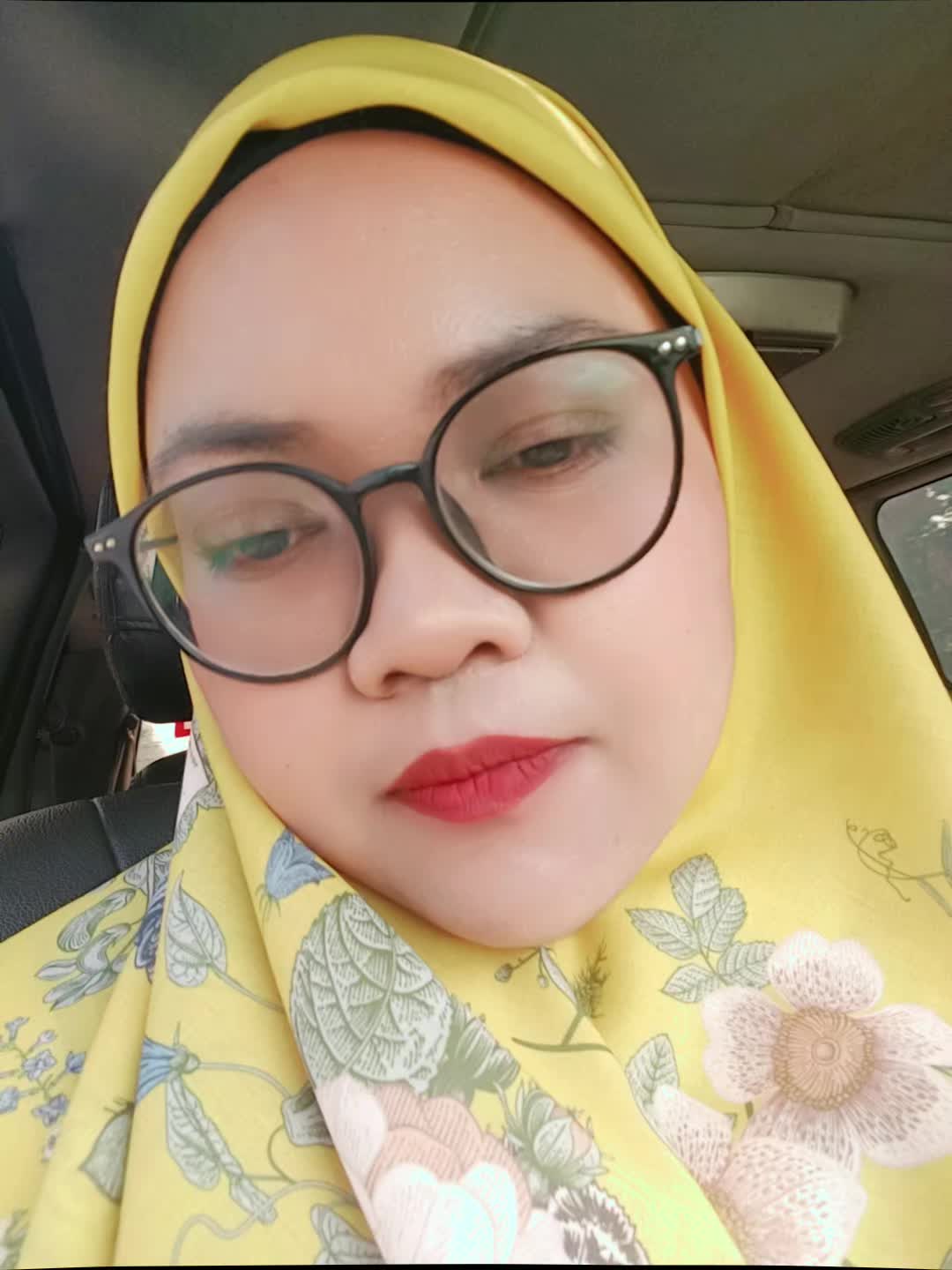 @dee-nazz1094