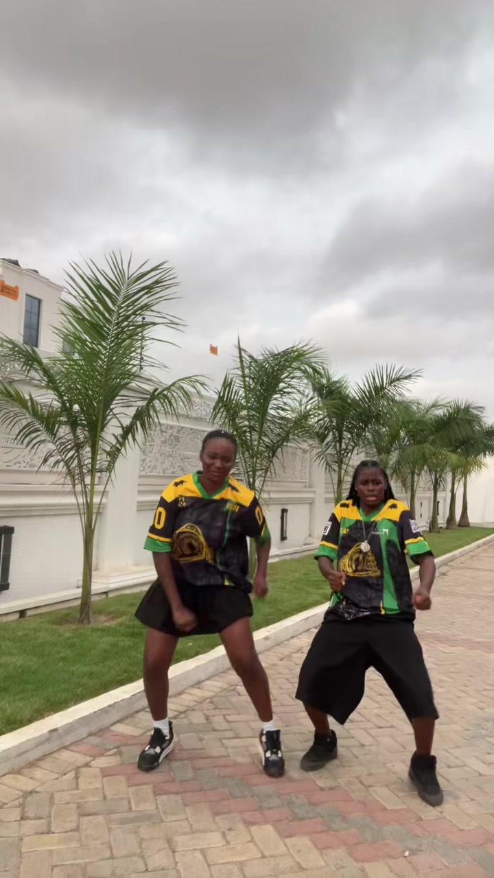 @THE GAL WONDERS 🦅🇬🇭