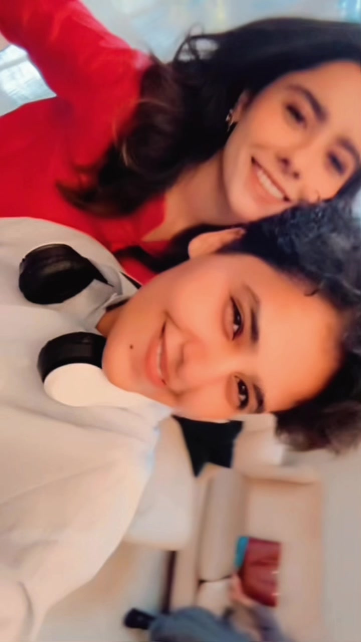 @Fiz🏳️