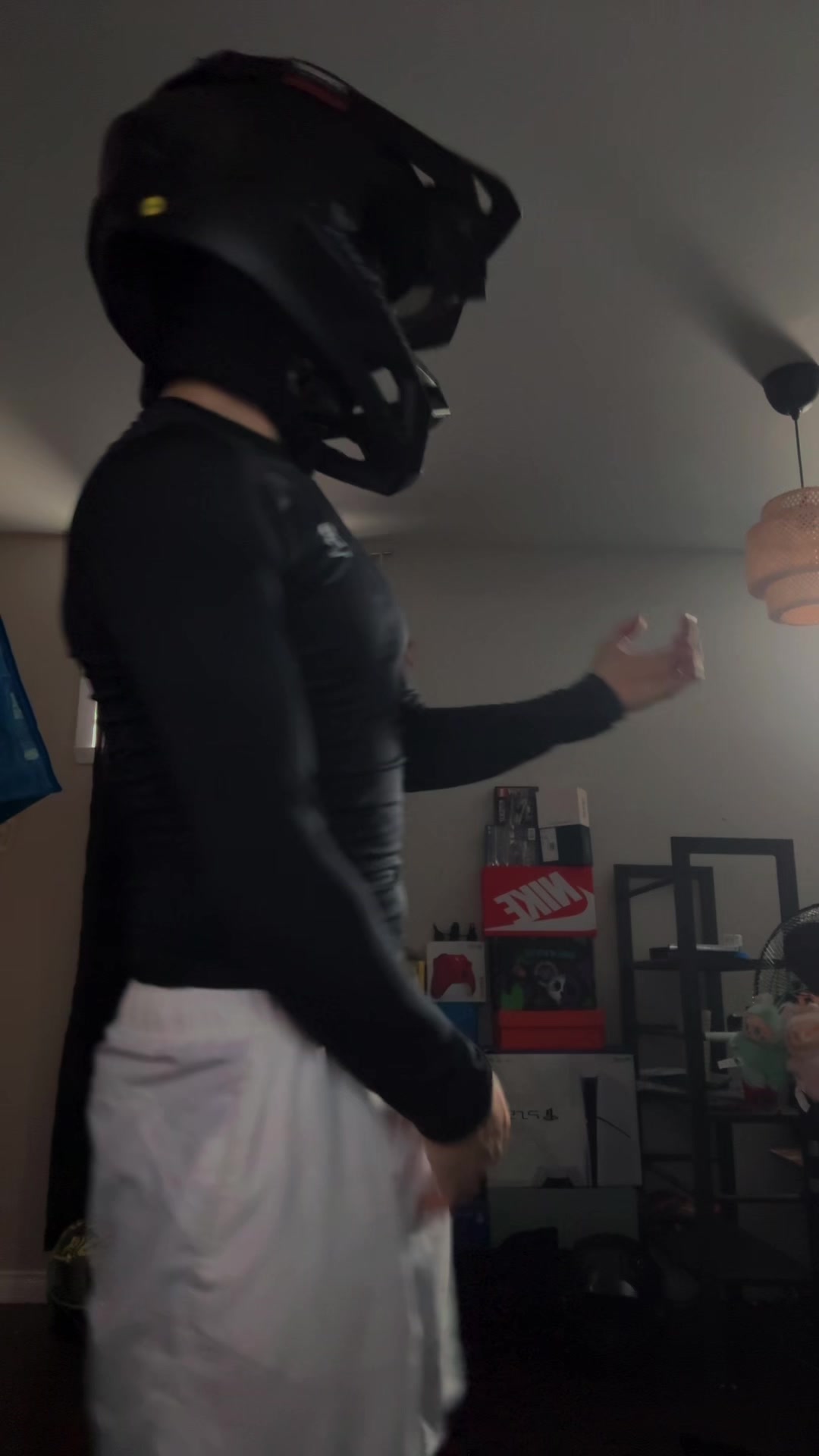 @Bugzz