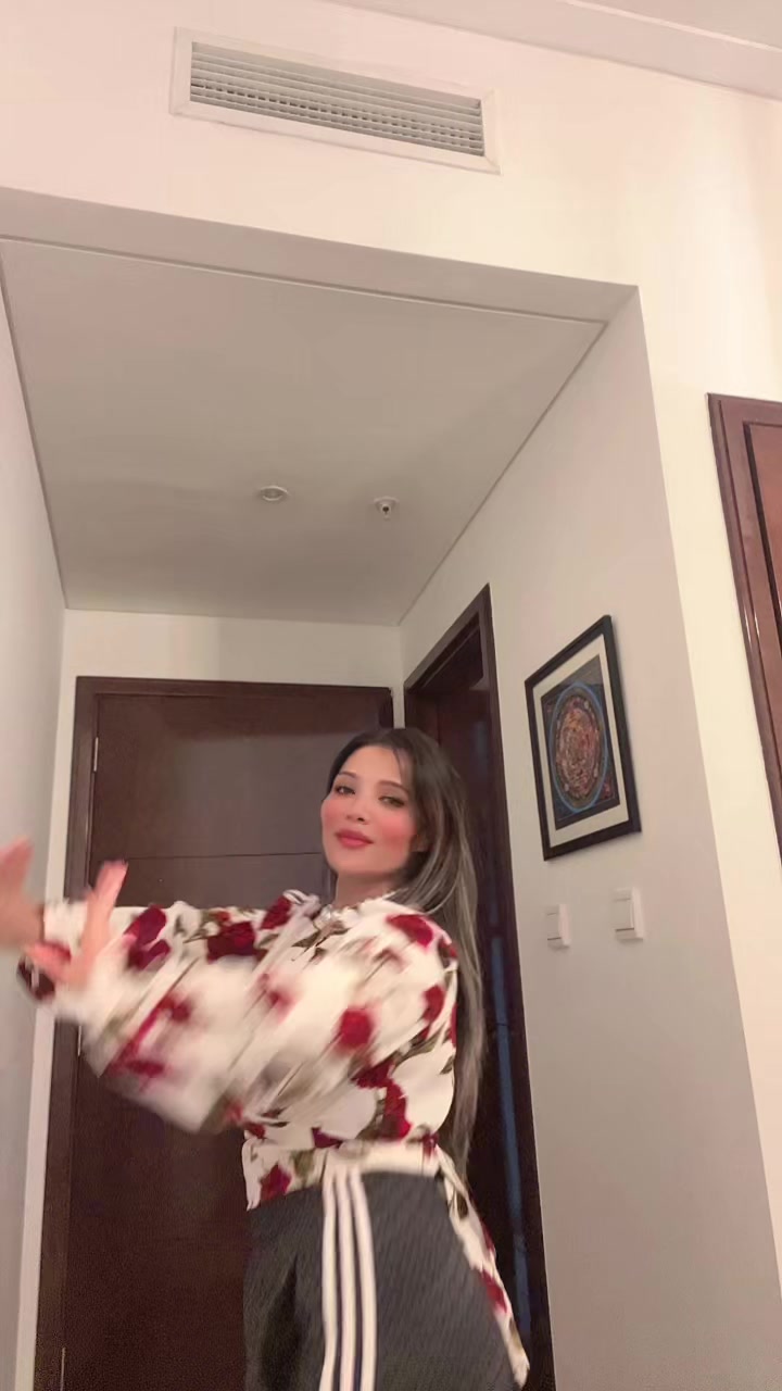@Saney❤️😘