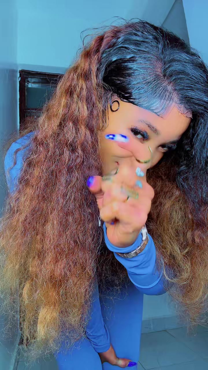 @👑ᵟᵁᴱᴱᴺ𝓢𝓱𝓲𝓵𝓪 𝓚𝓮𝓵𝓵𝔂
