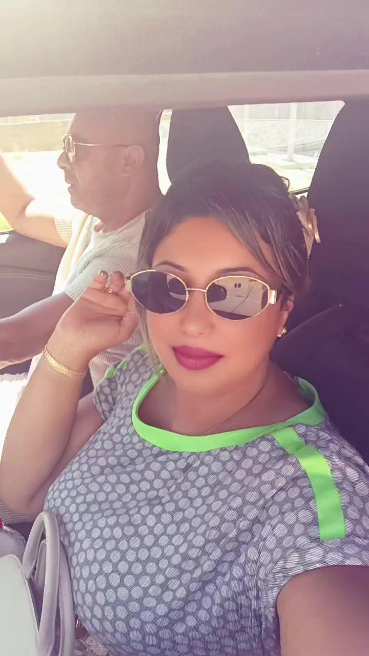 @In&egrave;s dridi