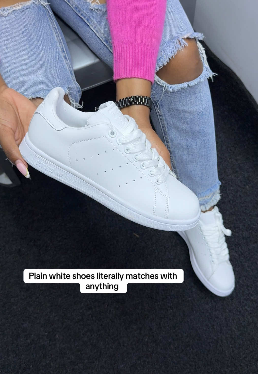 @NAIROBI SNEAKERS™️