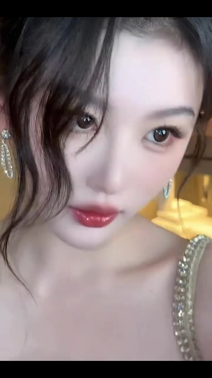 @Nghe nói em thích tôi👩❤️👨