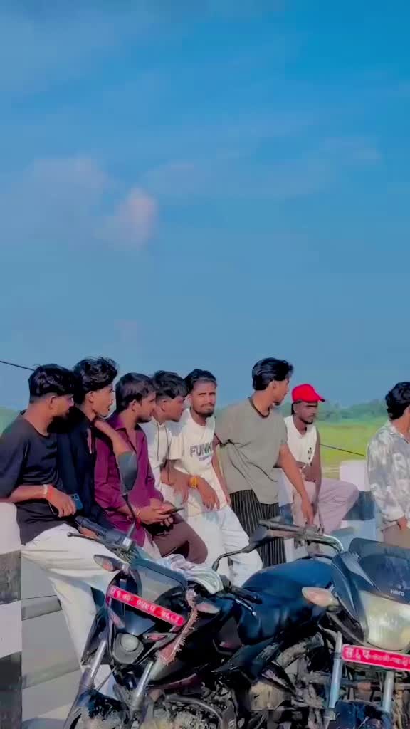 @⚔️BADAMASH_🦅_KING👑