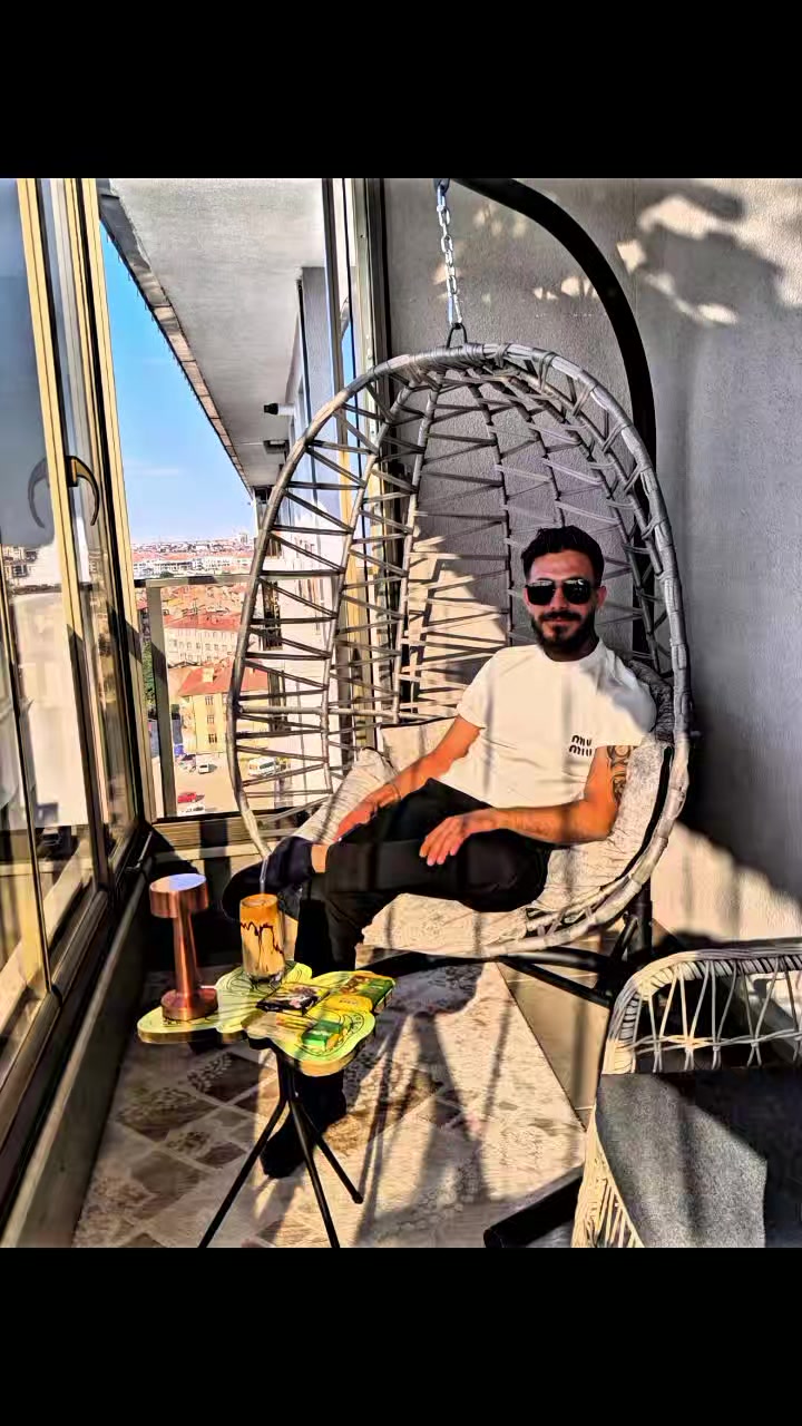 @&Ccedil;AKIR EFE
