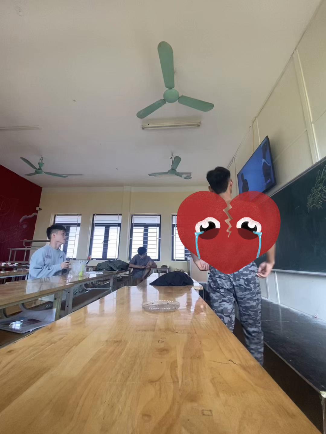 @Anh Tân 👾
