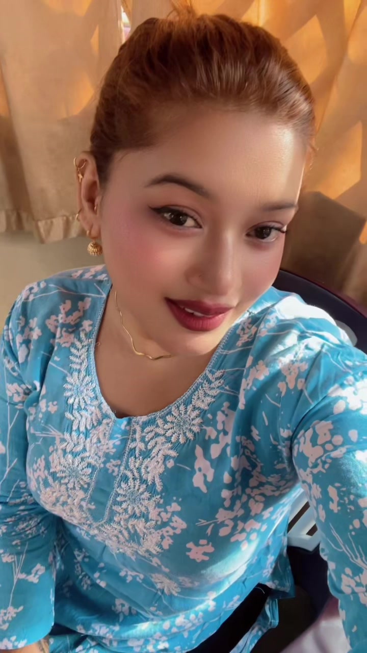 @Roshni🥀🖤 Bishwokarma