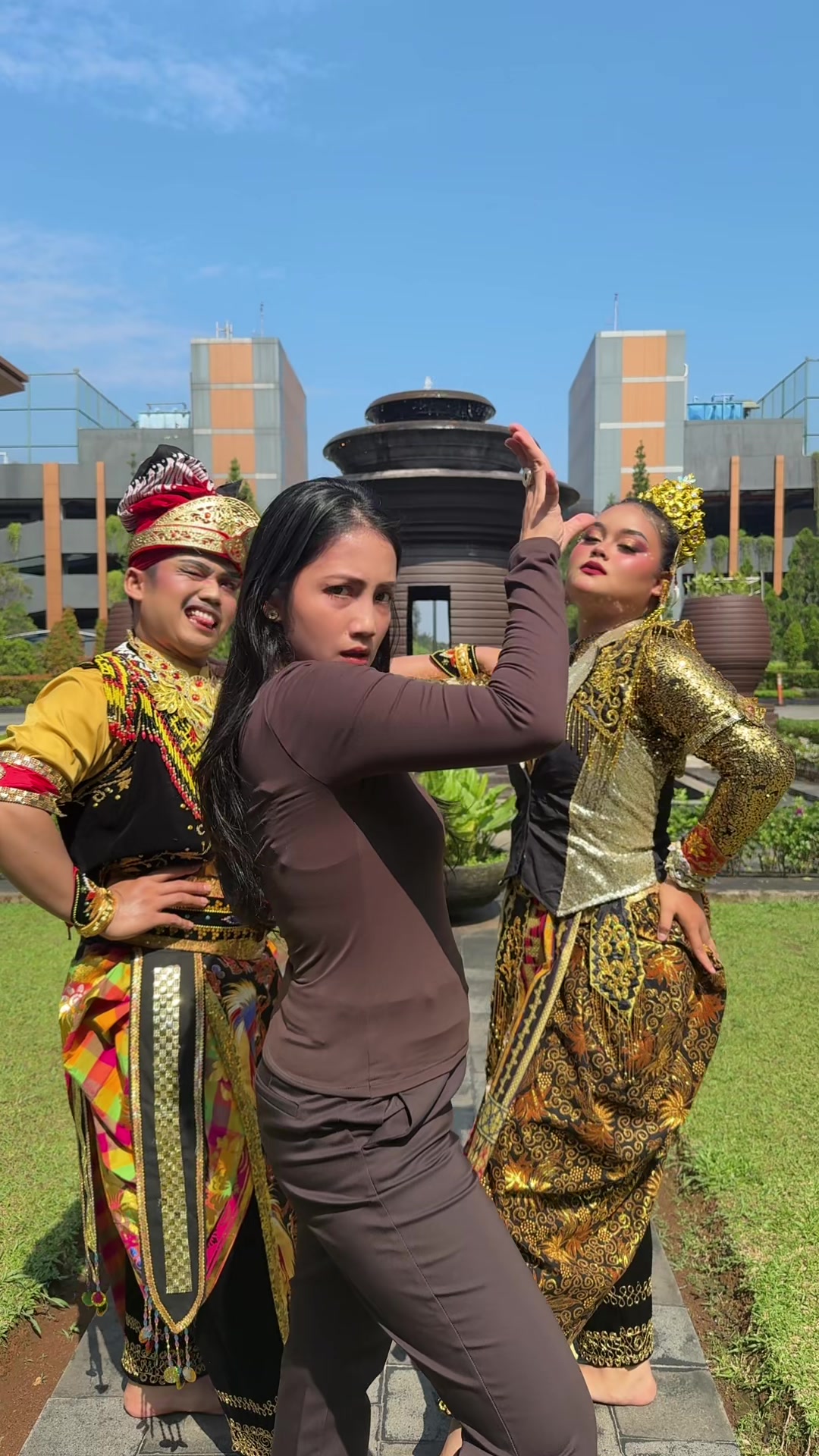 @Rosmala Sari Dewi