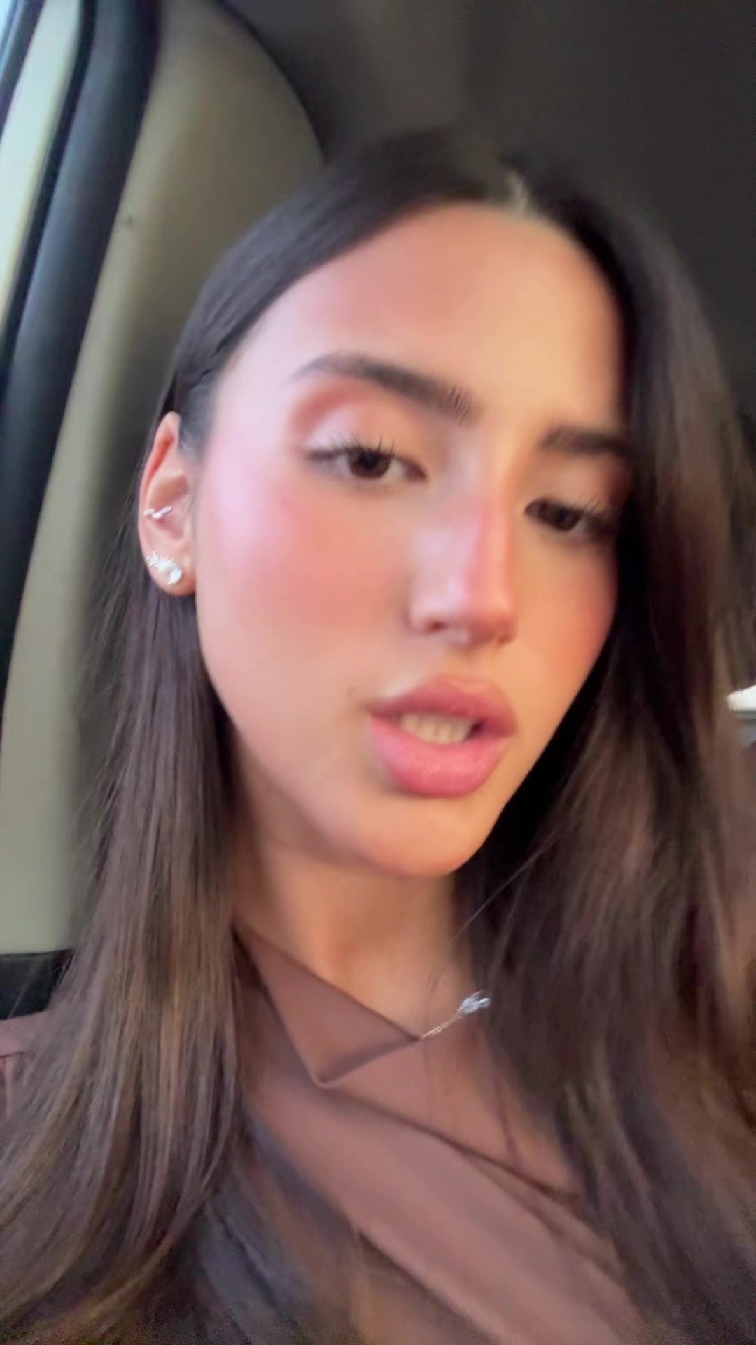 @𝗡 ;)