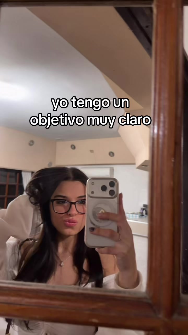 @Caroo