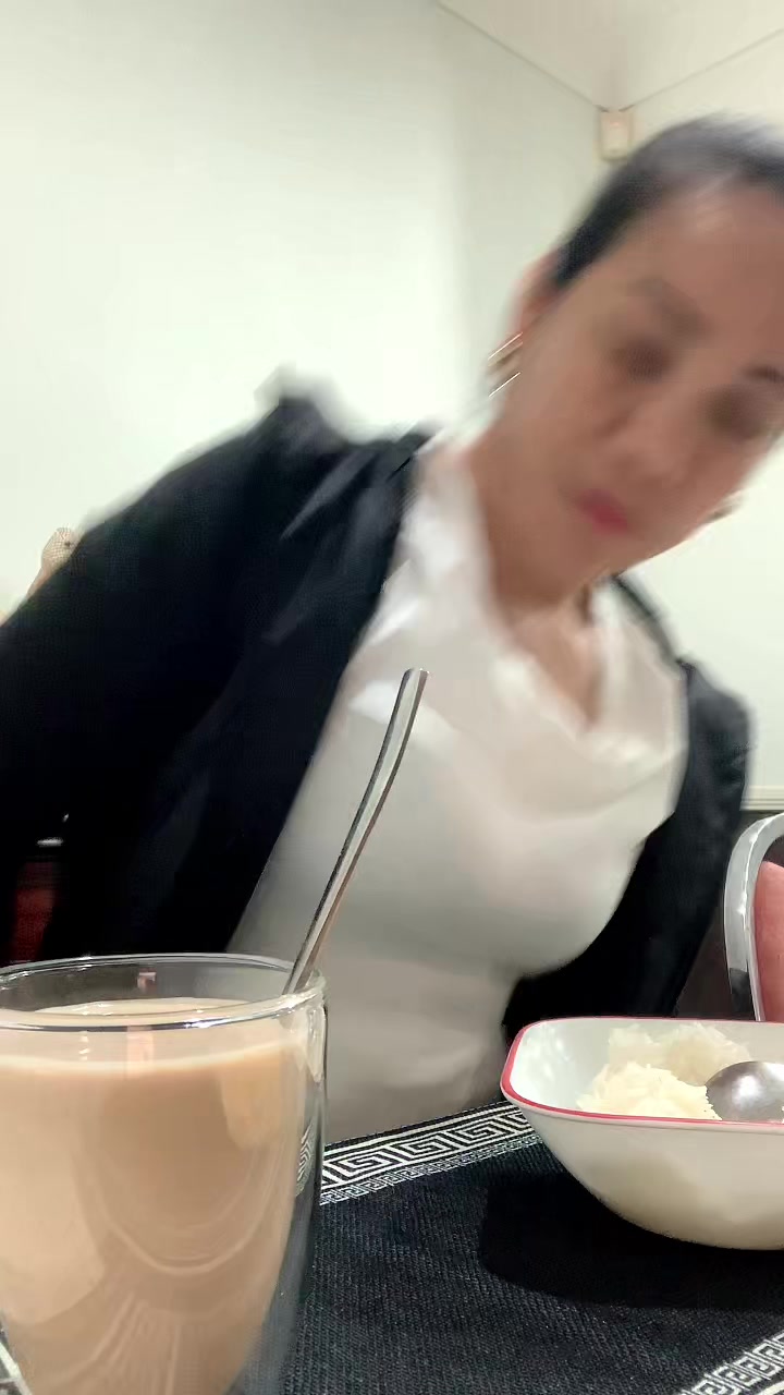 @Nina88