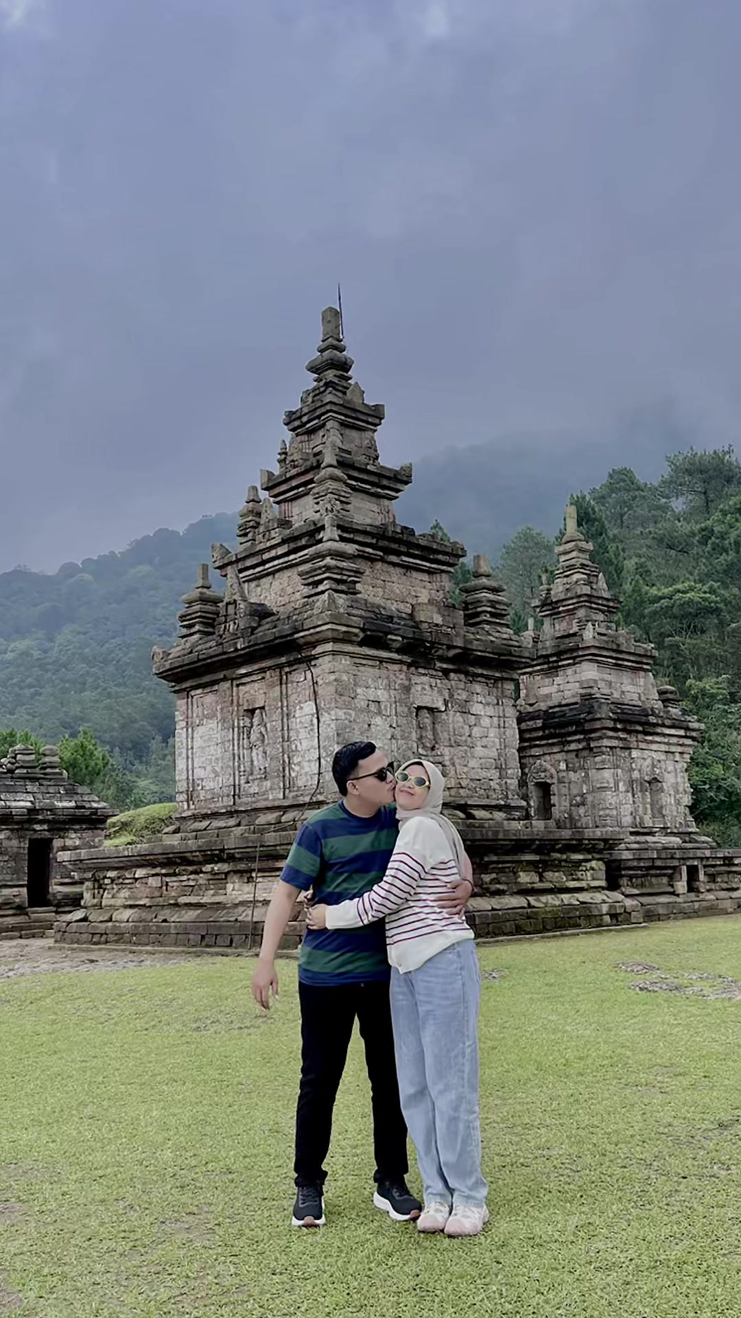 @Putriyusast