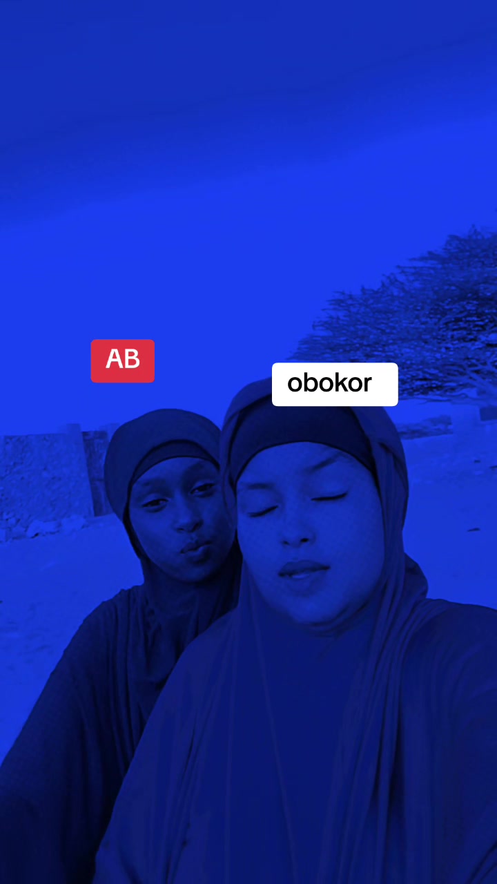 @dhashi reer  ayaanle