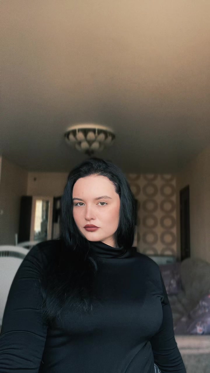@_naya_