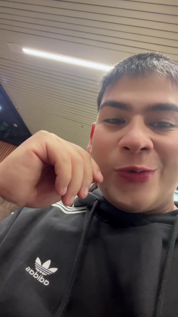 @Hener Gómez