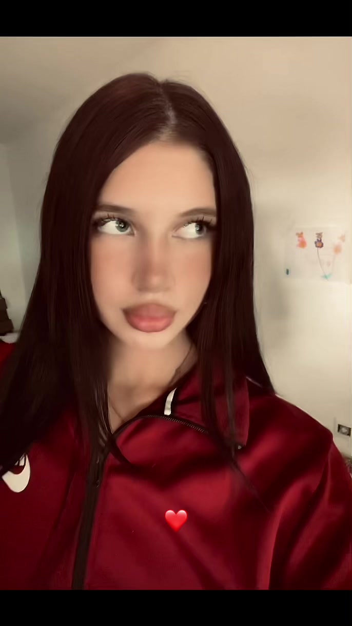 @🎀ྀི 𝓚𝓪𝓻𝓲𝓷𝓪 🎀ྀི
