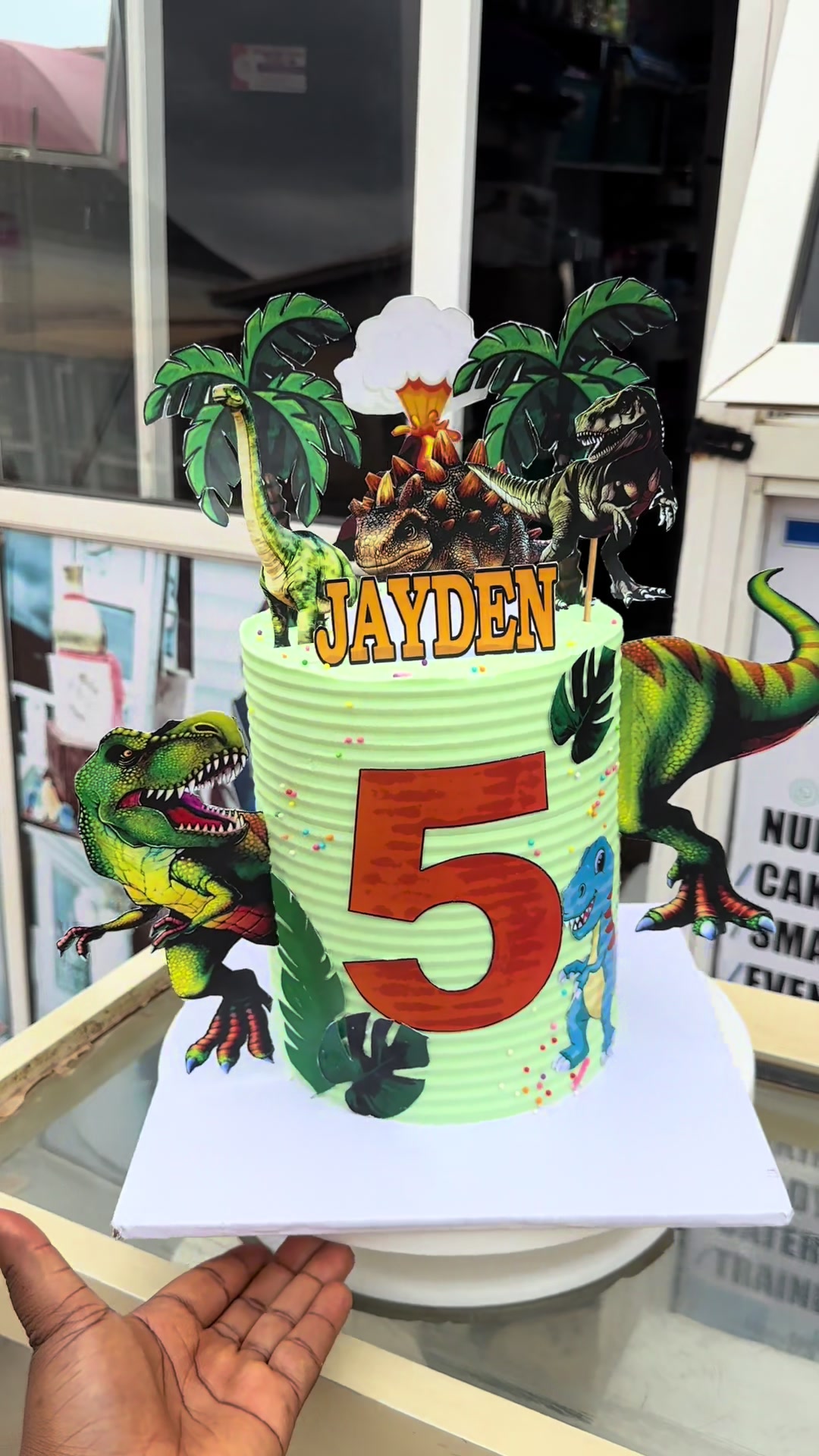 @Tohruks cakes of Ibadan
