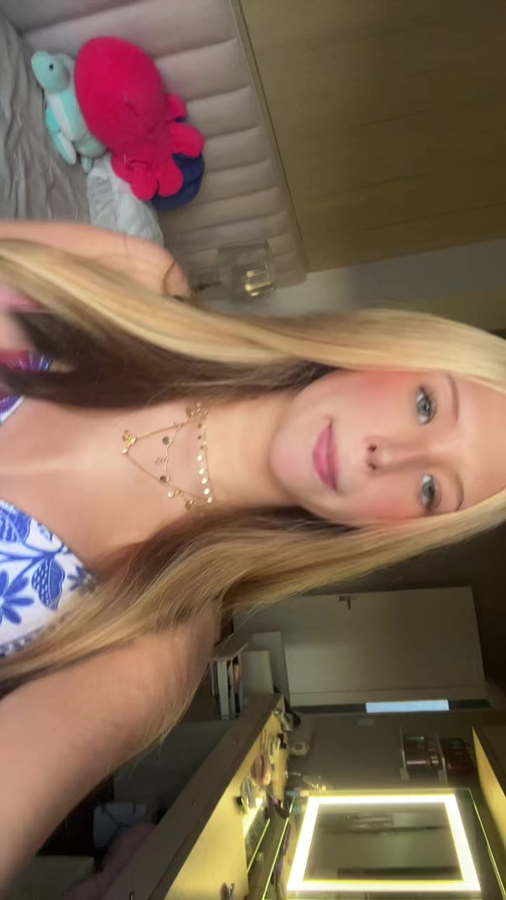 @😉