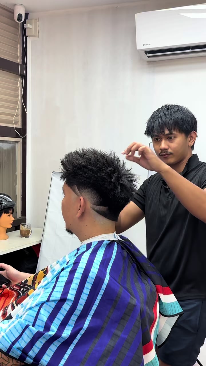 @MANG POL barber
