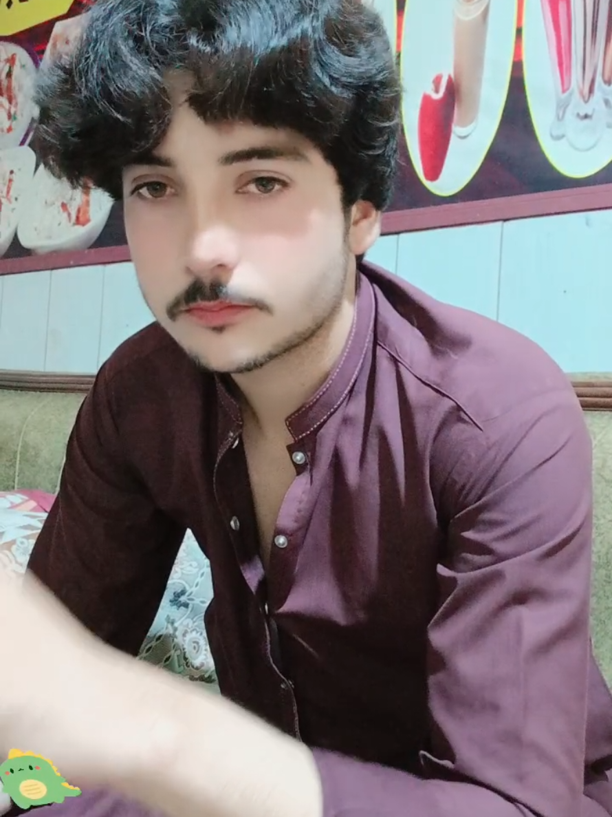 @💔💔Mujeeb SHIKARE 711