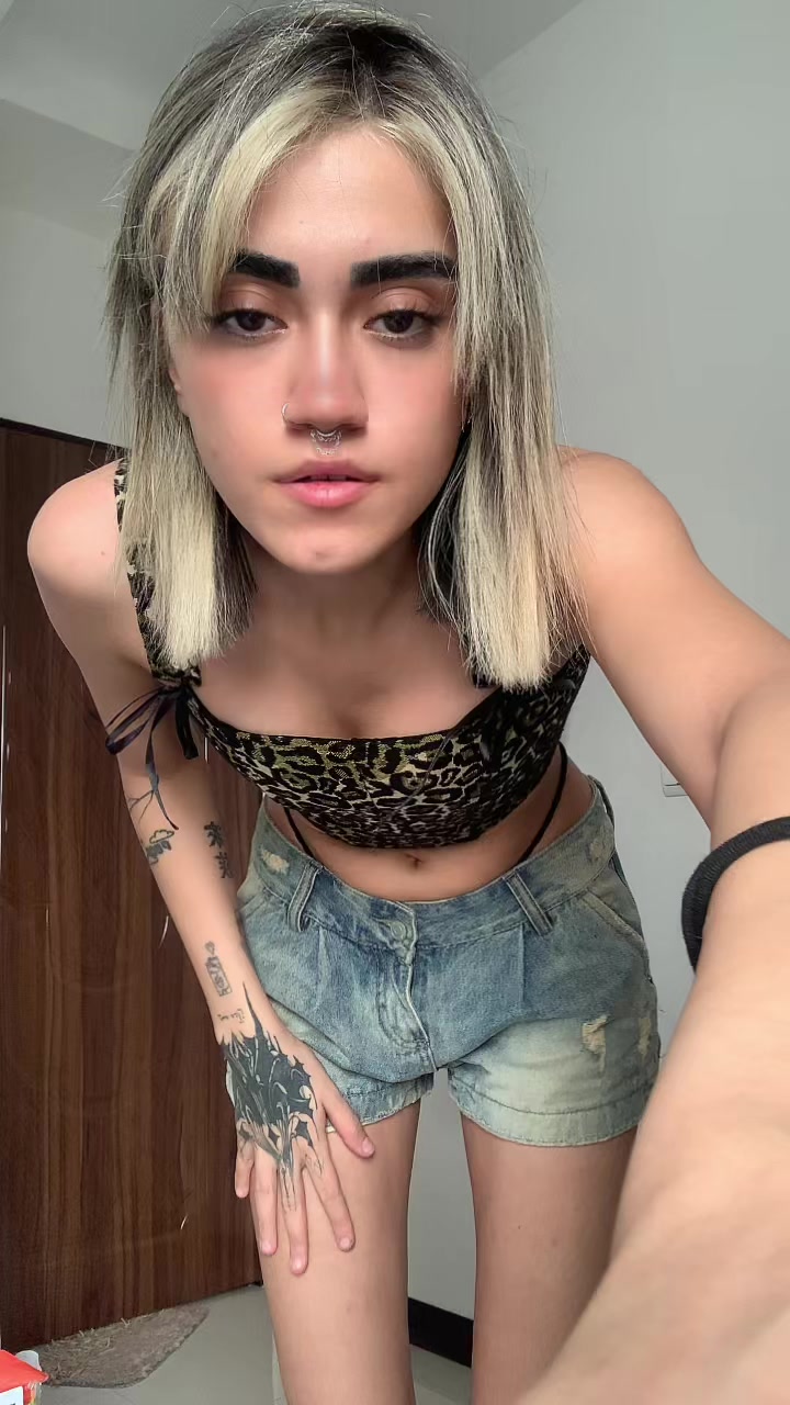 @meiow_zizo