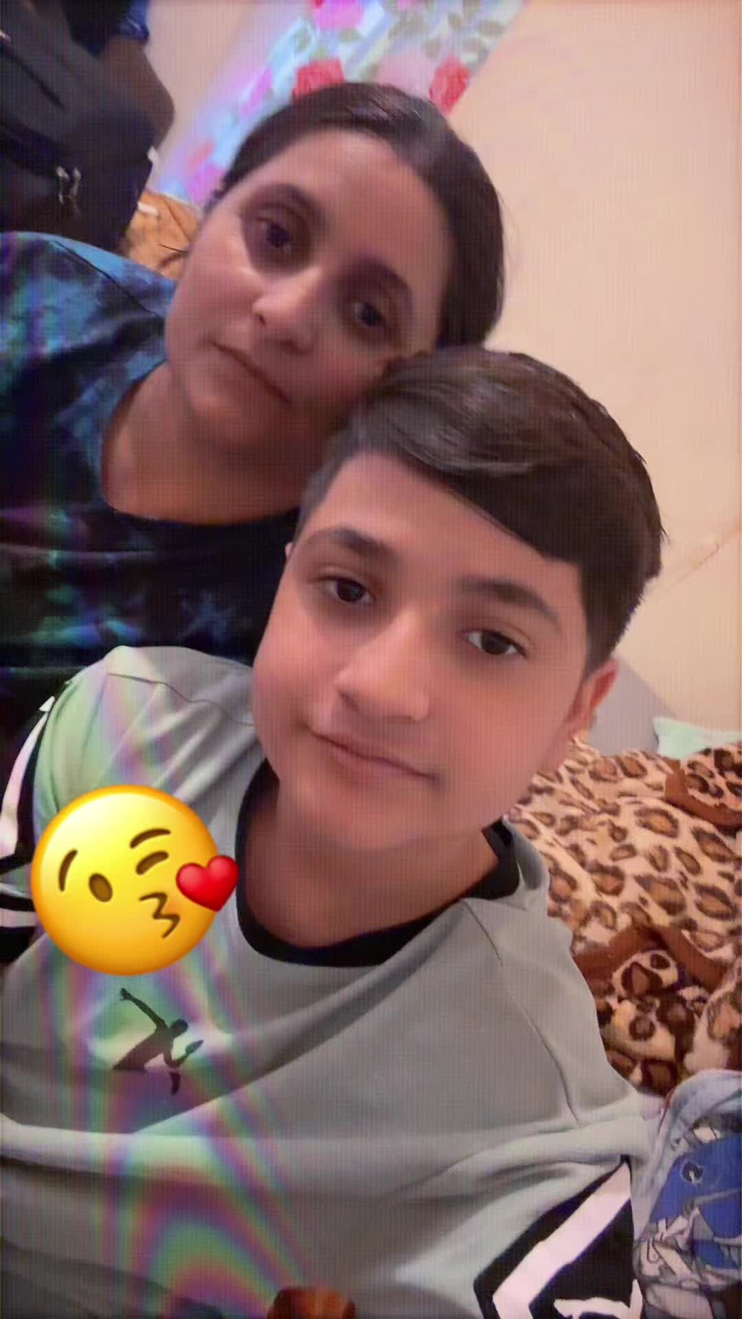 @👉🏻❤️🇩🇪