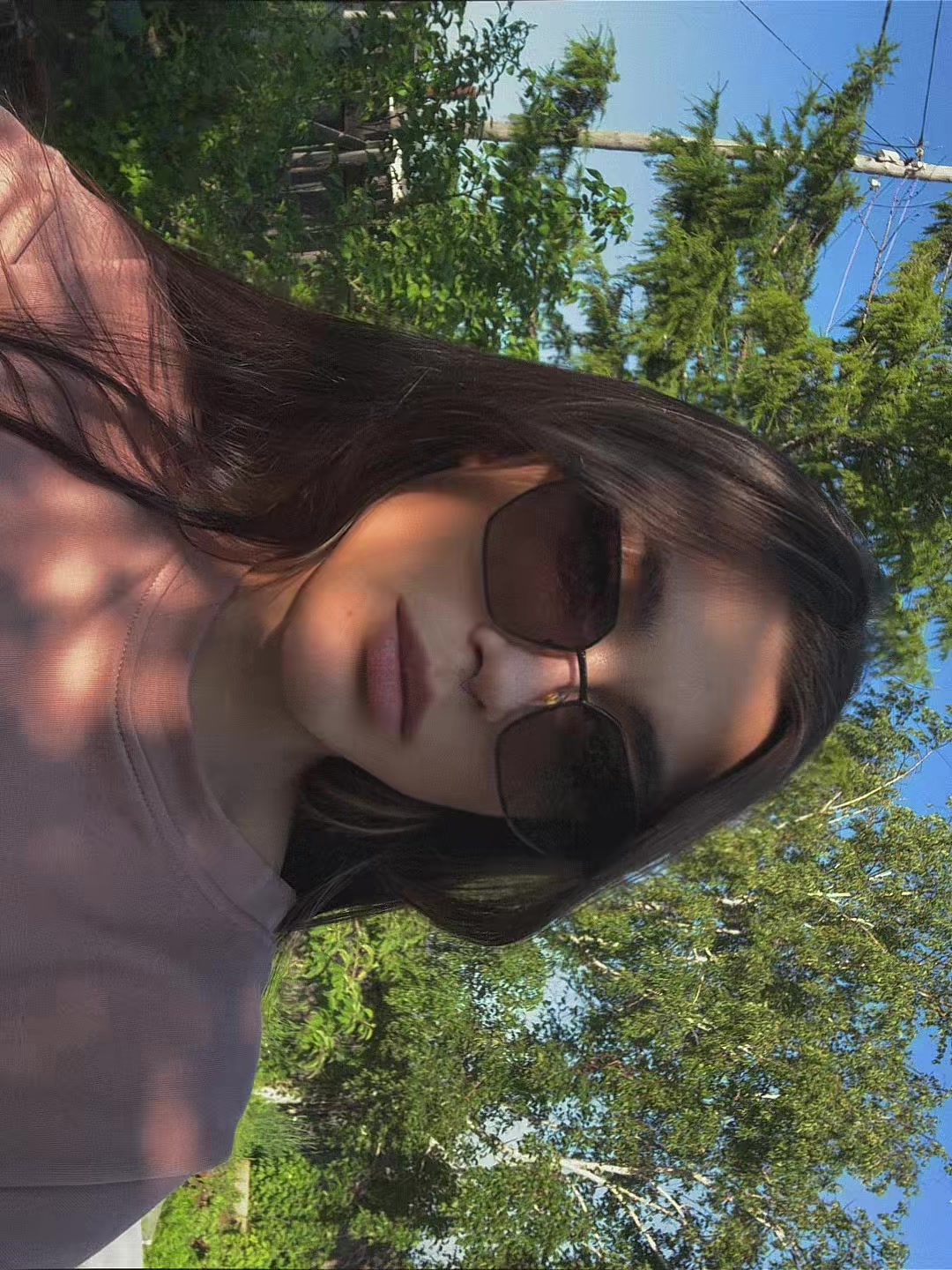 @🦋
