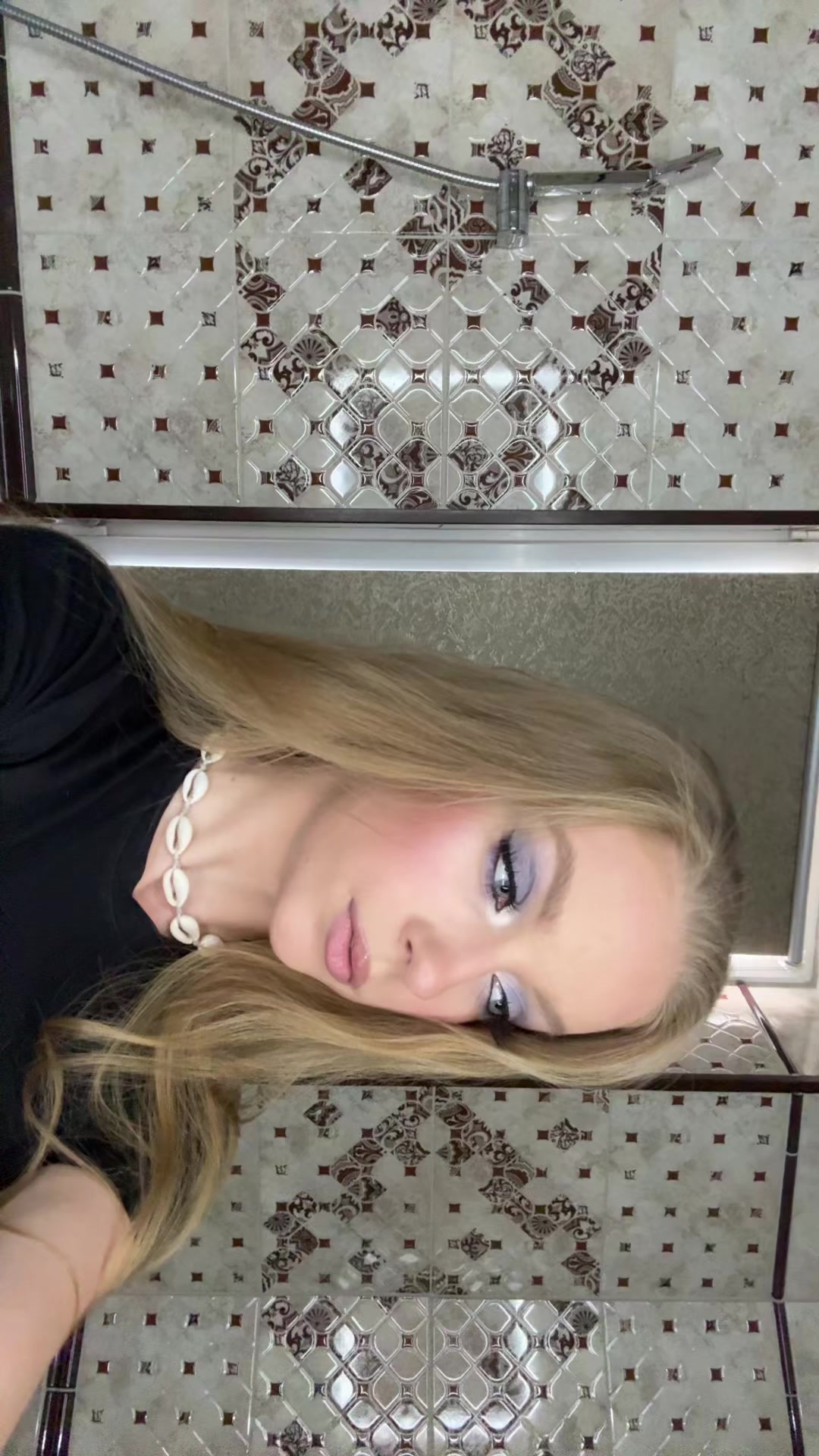 @_dewyla_ananko