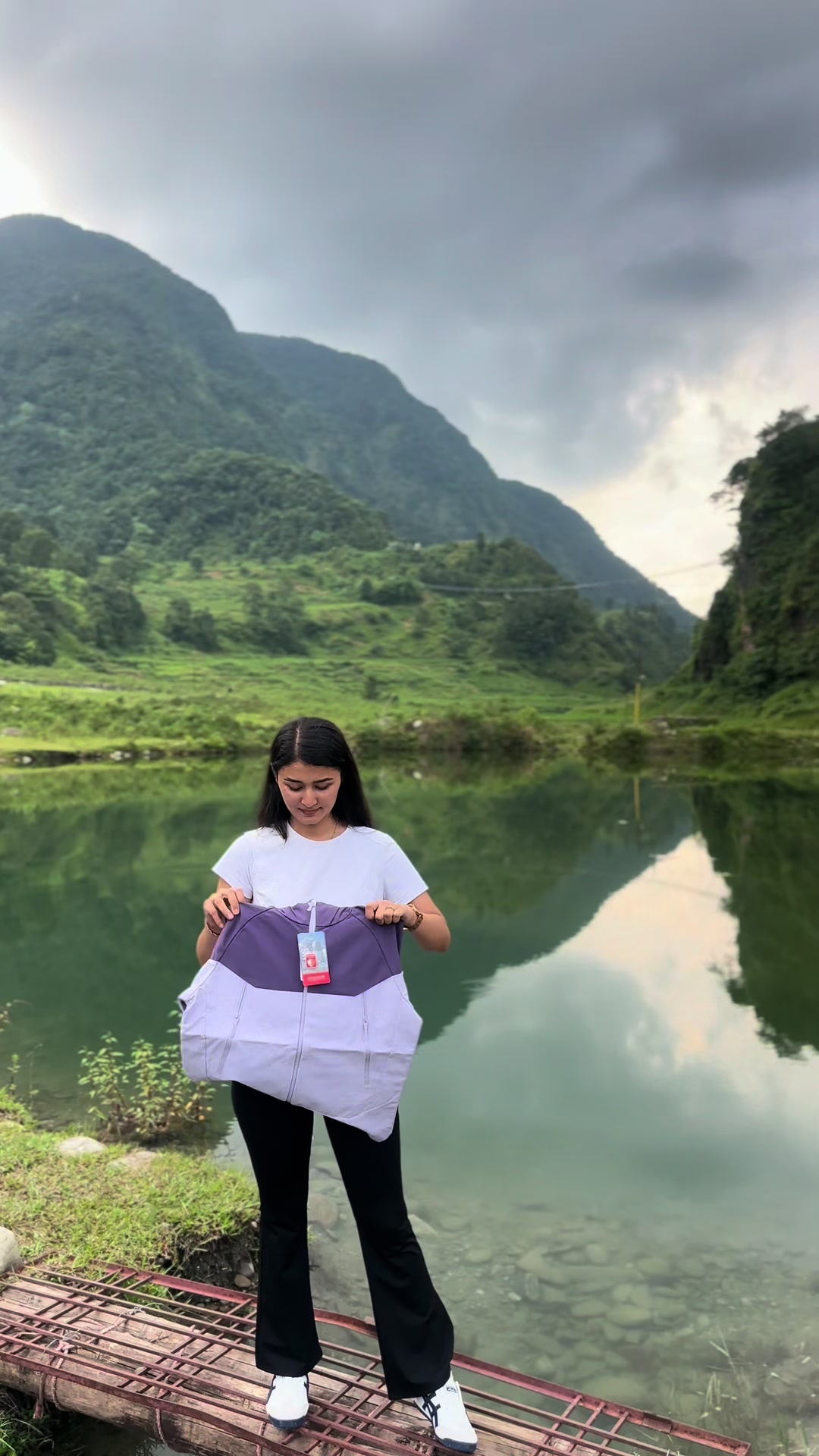 @LAKE FEWA TREKKING SHOP 🧿