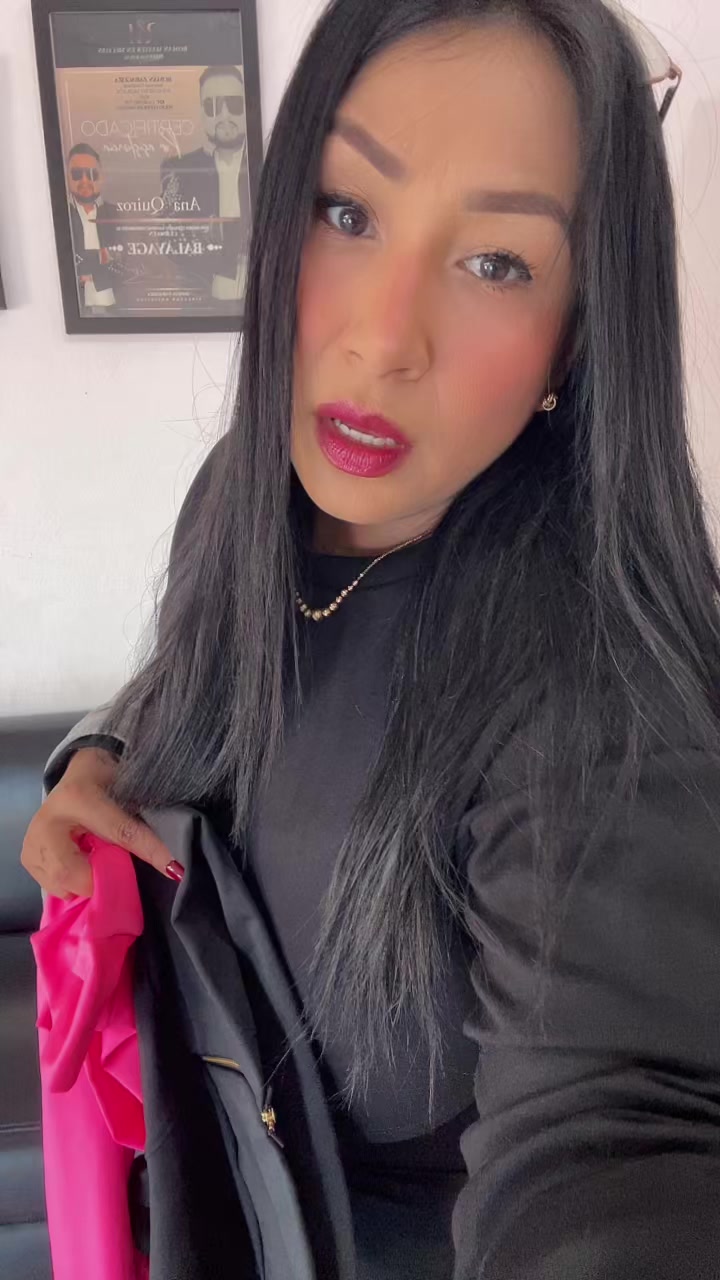@✂️AnnaQuirozHairDesigner💎