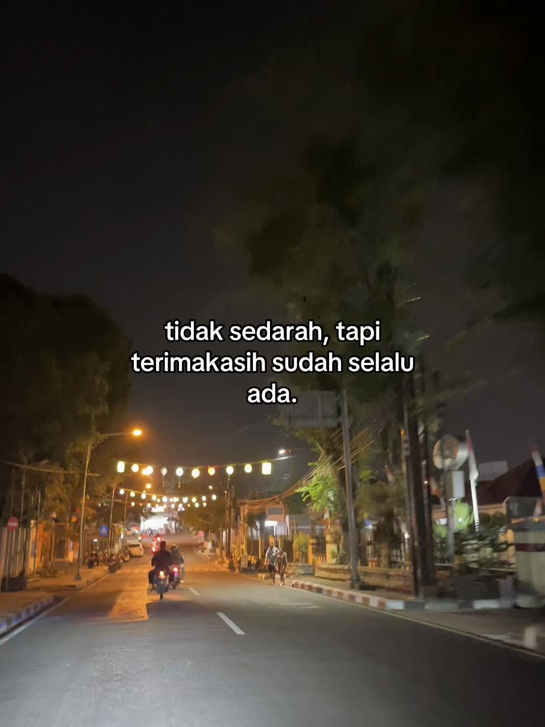 @𝙎𝙏𝘼𝙍𝙇𝙄𝙂𝙃𝙏