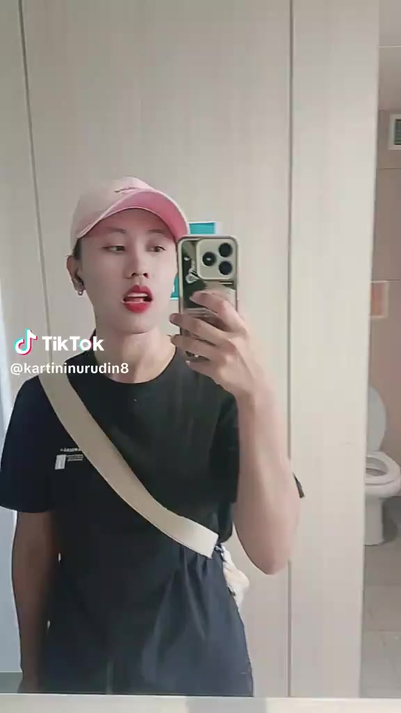 @Nini