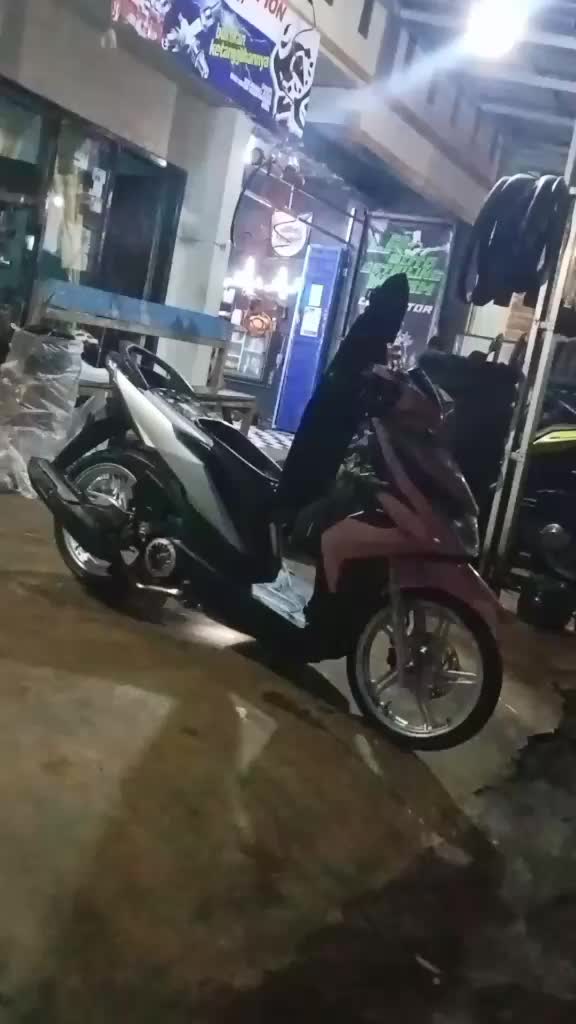 @𝘼𝙢𝙚𝙠 𝙍𝙤𝙧𝙧