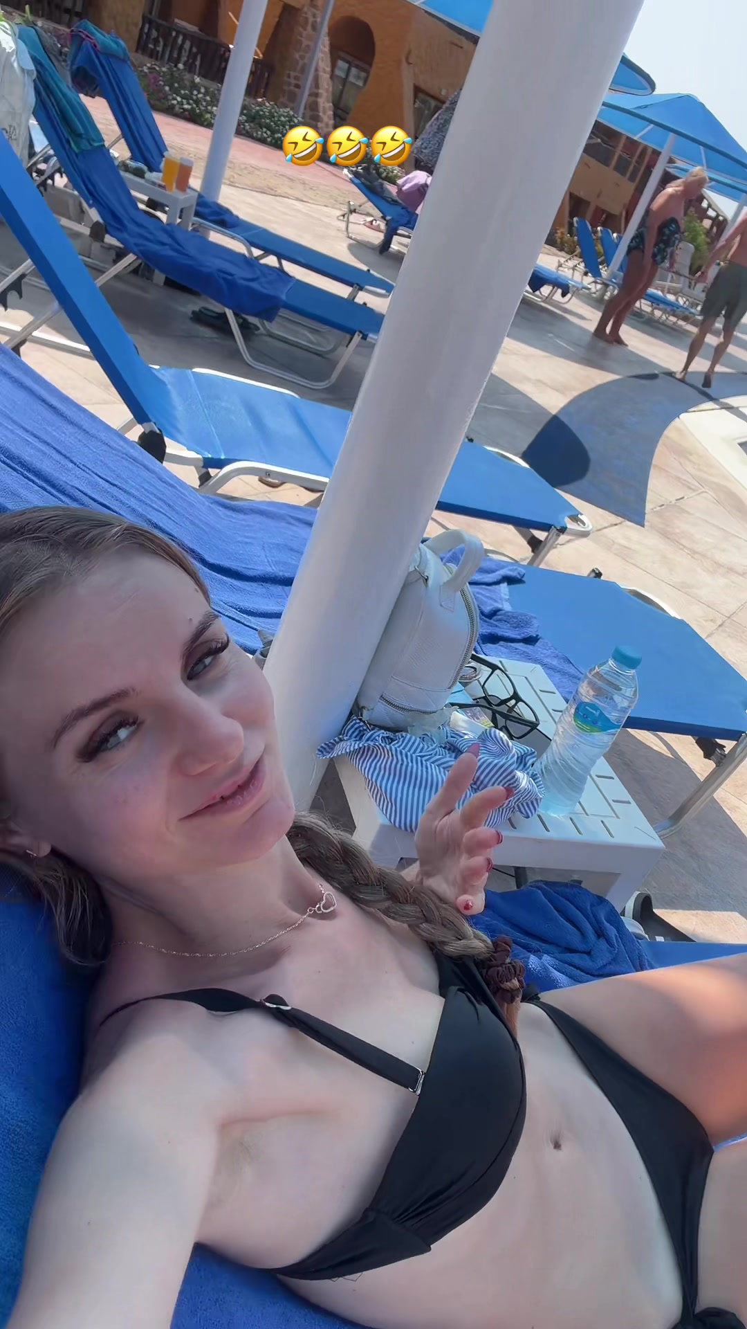 @Oksi_111